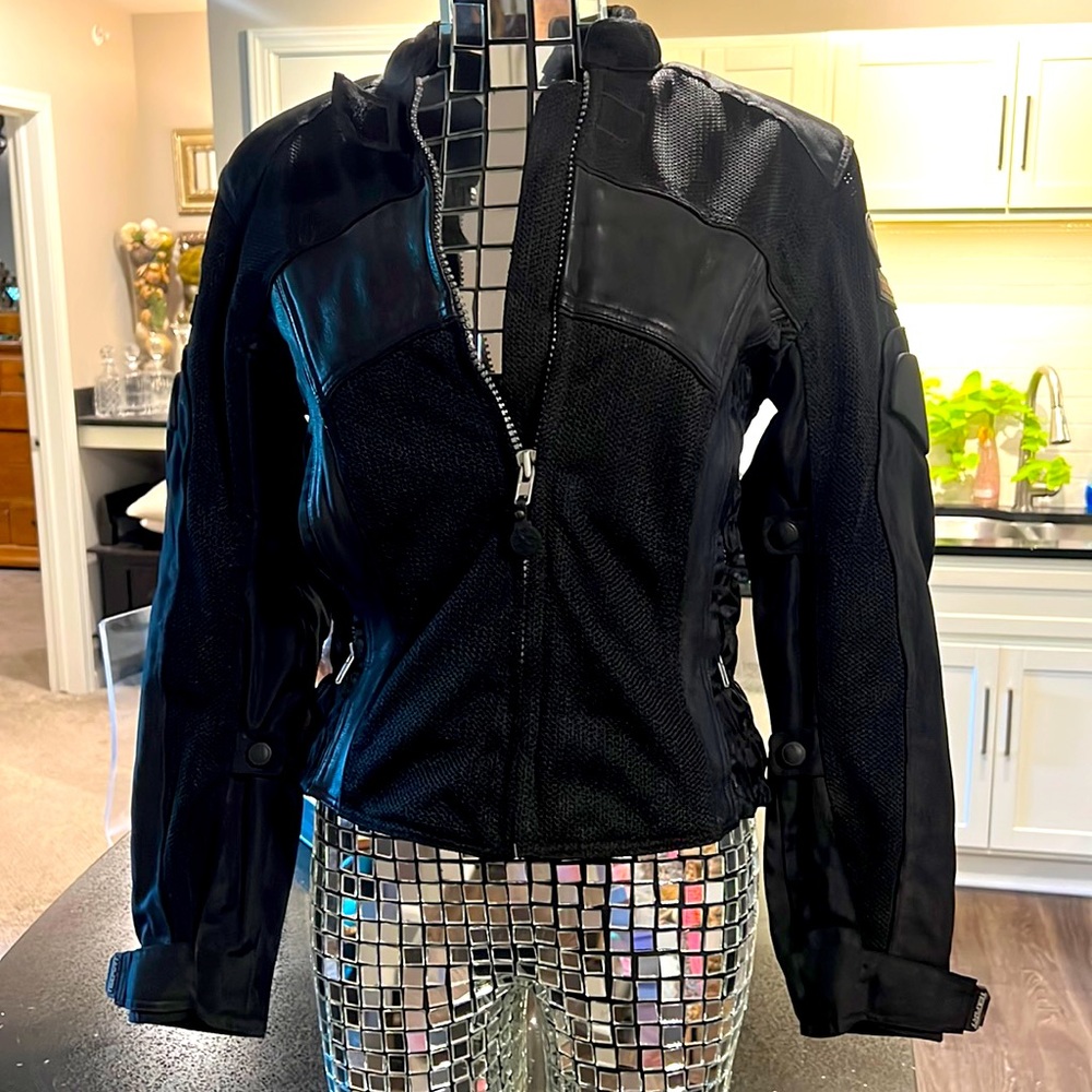 Texport women’s motorcycle racing jacket Black size medium